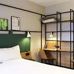 Ibis Evry-courcouronnes 3*