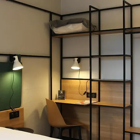 Ibis Evry-courcouronnes 3* Courcouronnes