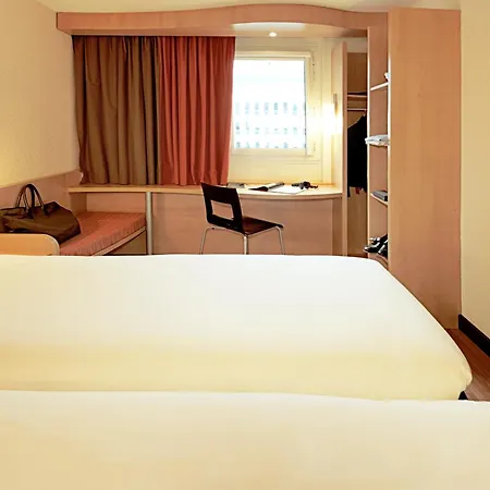 Hotell Ibis Courcouronnes