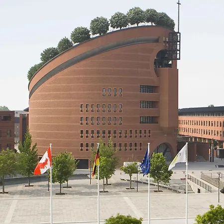 Ibis Evry-courcouronnes Otel Courcouronnes