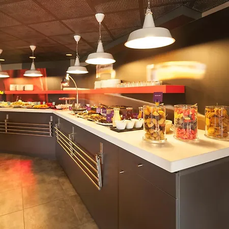 Ibis Evry-courcouronnes Courcouronnes