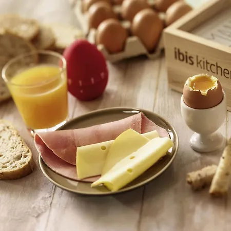 Ibis Evry-courcouronnes Szálloda 3*