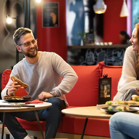 Ibis Evry-courcouronnes 3* Courcouronnes