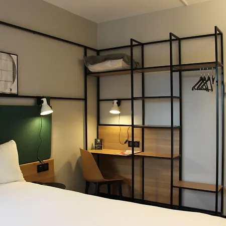 Hotel Ibis Evry-courcouronnes Courcouronnes