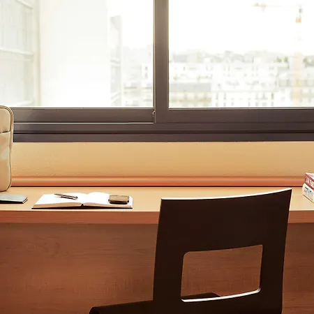 Ibis Evry-courcouronnes 3*