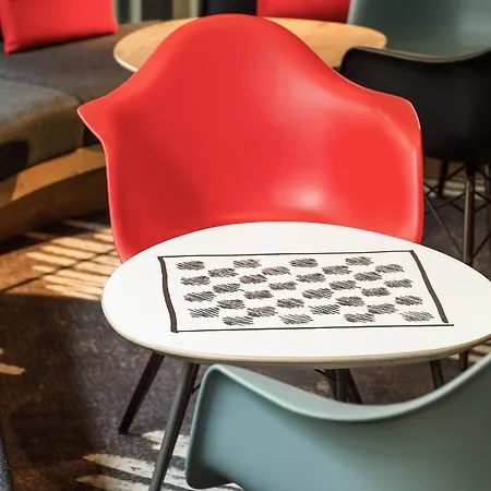 Ibis Evry-courcouronnes Otel