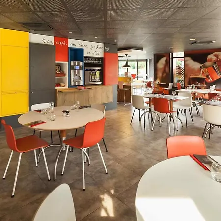 Ibis Evry-courcouronnes 3*