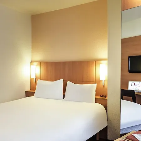 Ibis Hotel Courcouronnes
