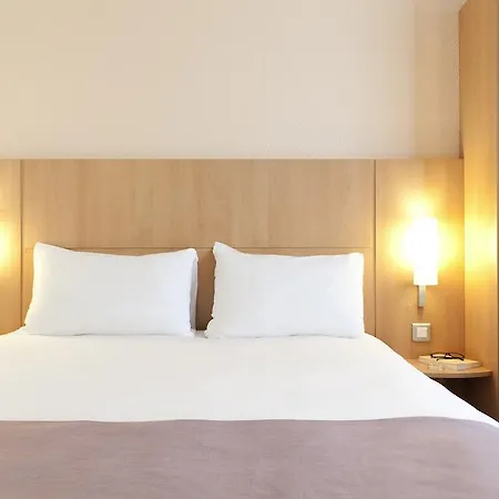 Ibis Hotel Courcouronnes