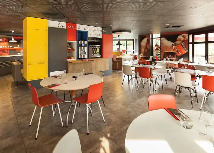 Hotell Ibis Evry-courcouronnes