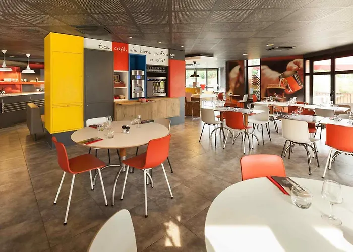 Ibis Evry-courcouronnes 3*