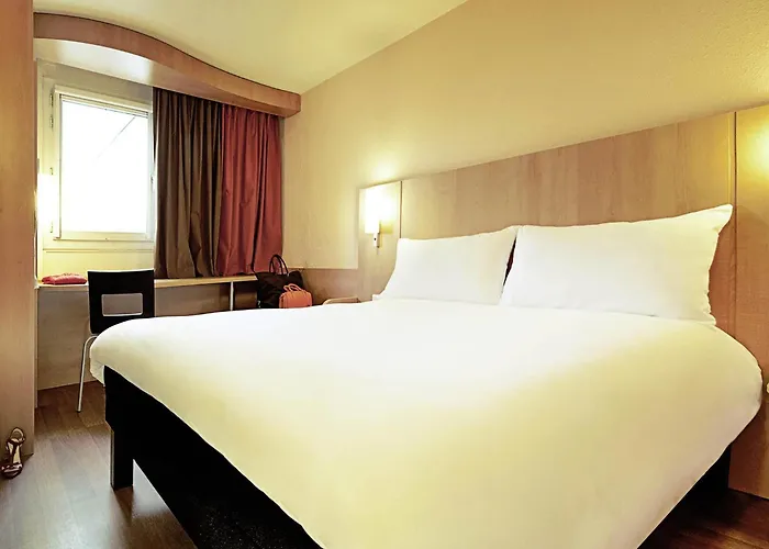 Ibis Evry-courcouronnes Hotell