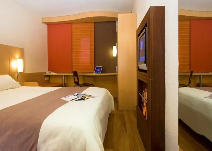 Ibis Evry-courcouronnes 호텔