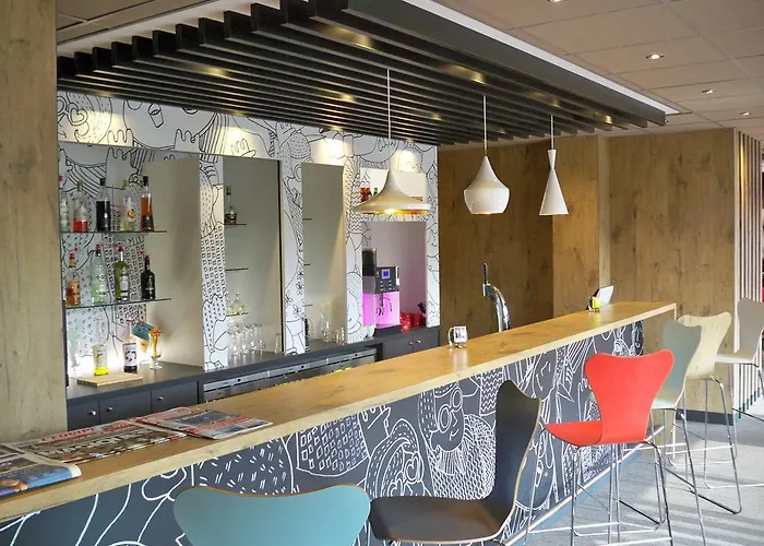 호텔 Ibis Evry-courcouronnes 3*